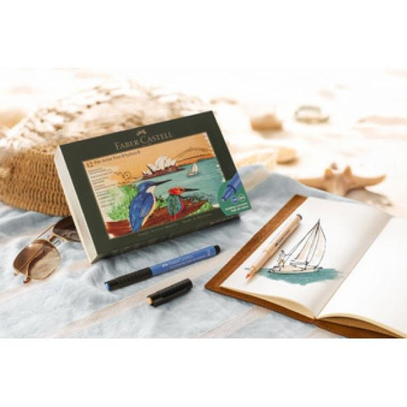 Pitt Artist pens Sydney